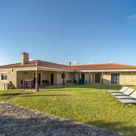 Villa Junceira - Refugio De Luxo Perto Do Castelo